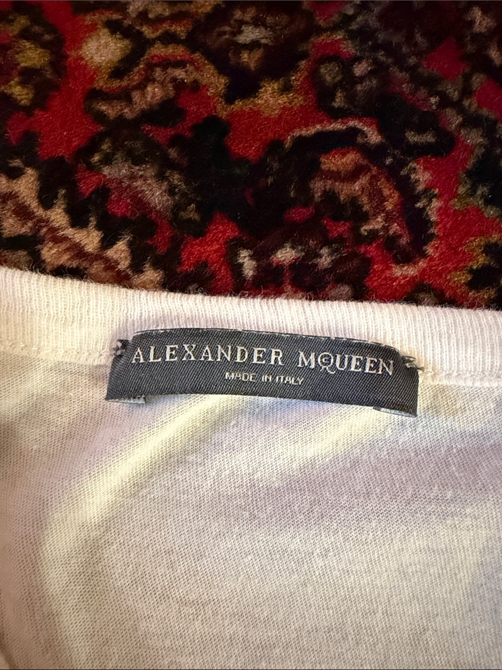 Alexander McQueen White Tank with Skull and Pink/Purple Roses - Picture 2 of 4